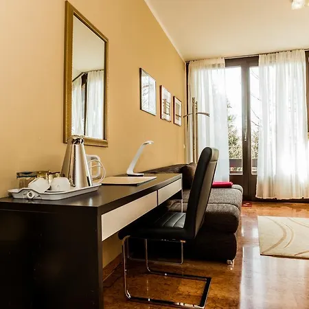 Hotel Garden House & Eastpark Grossdorf (Tyrol)