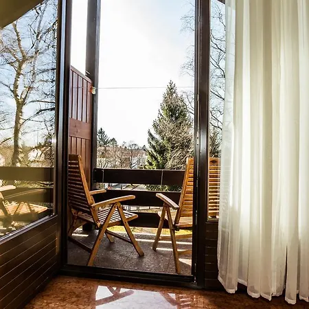 Hotel Garden House & Eastpark Grossdorf (Tyrol)