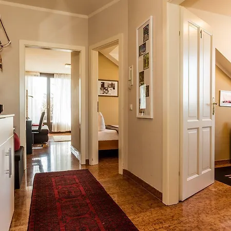 Garden House & Eastpark Grossdorf (Tyrol)