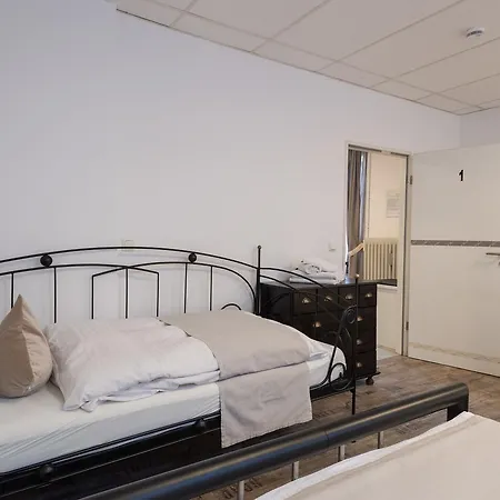 Hotel Garden House & Eastpark Grossdorf (Tyrol)
