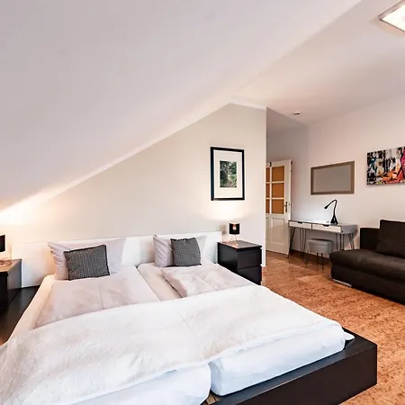 Hotel Garden House & Eastpark Grossdorf (Tyrol)